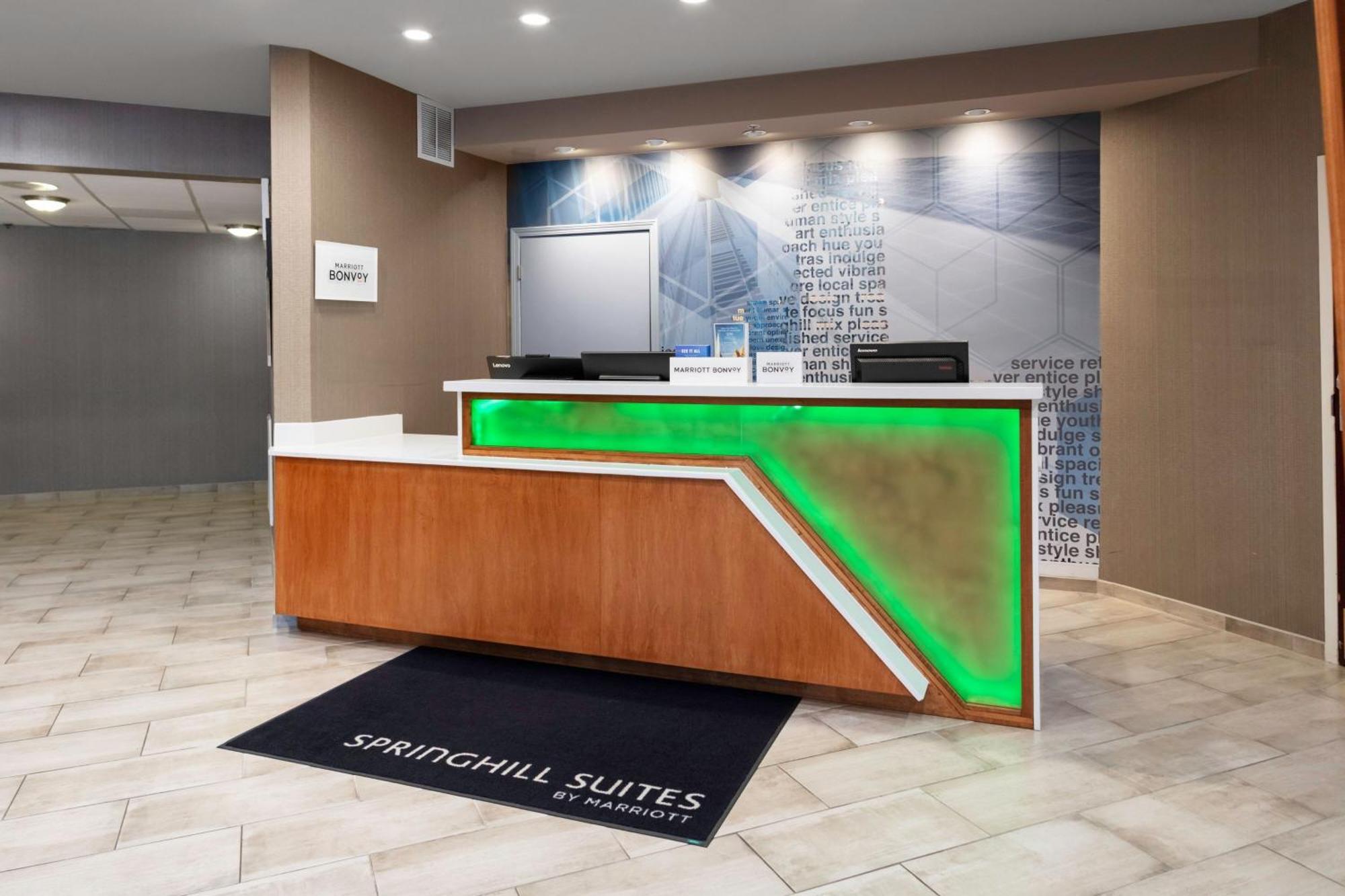 Springhill Suites By Marriott Baton Rouge South Екстериор снимка