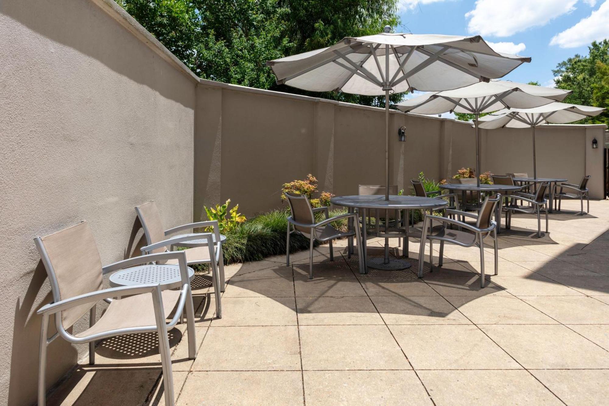 Springhill Suites By Marriott Baton Rouge South Екстериор снимка
